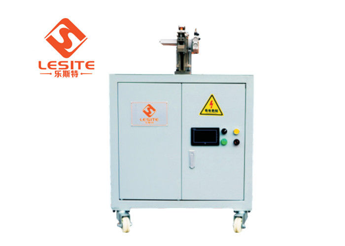 Máquina de fabricação de filtros de PU de 800 mm para moldura interna